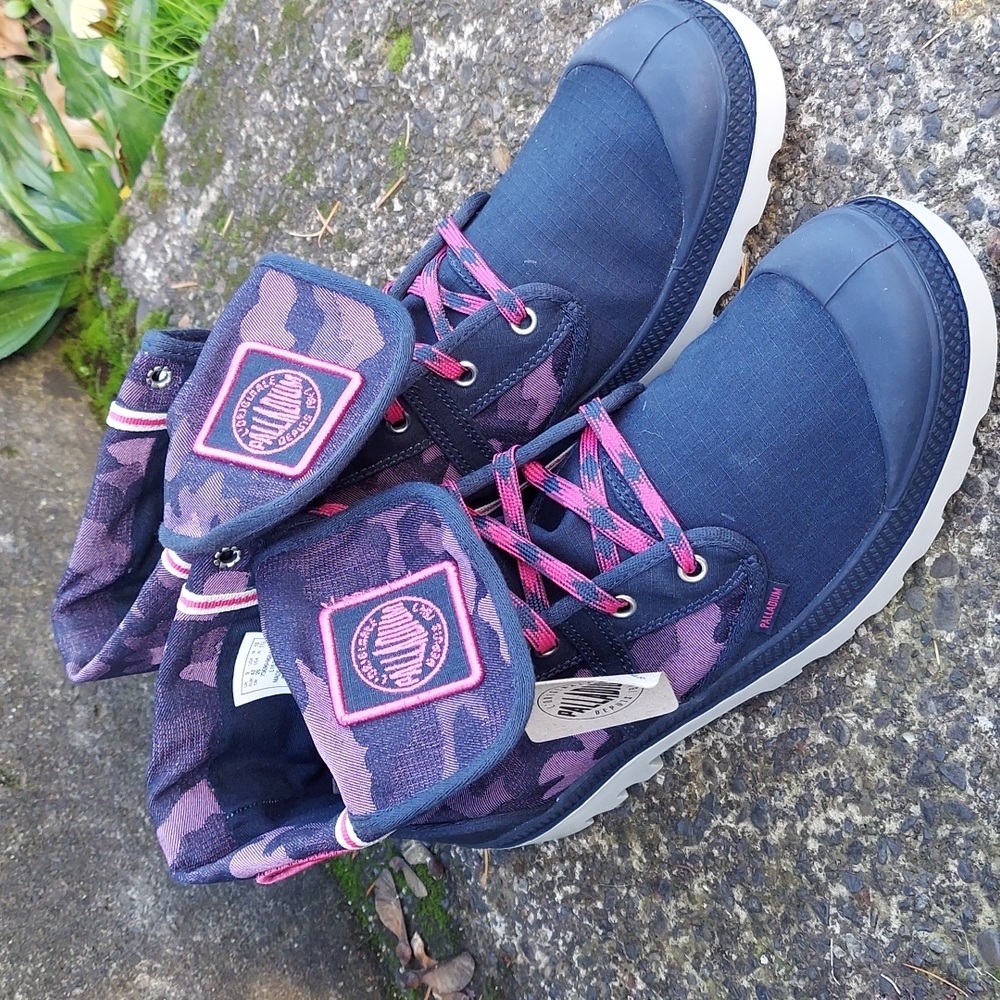 Palladium Pallabrouse Baggy Leather and other material boots.